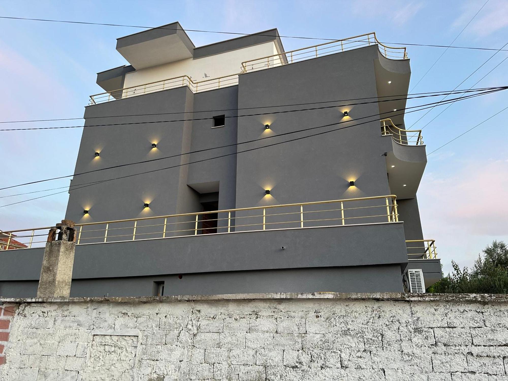 Mico'S Apartments Vlora Kültér fotó